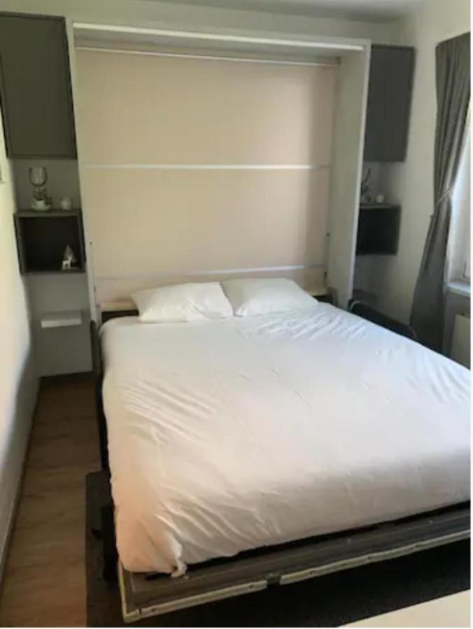 Lovely 1-Bedroom Vacation Studio Apartment With Pool And Sauna Laax Exterior foto
